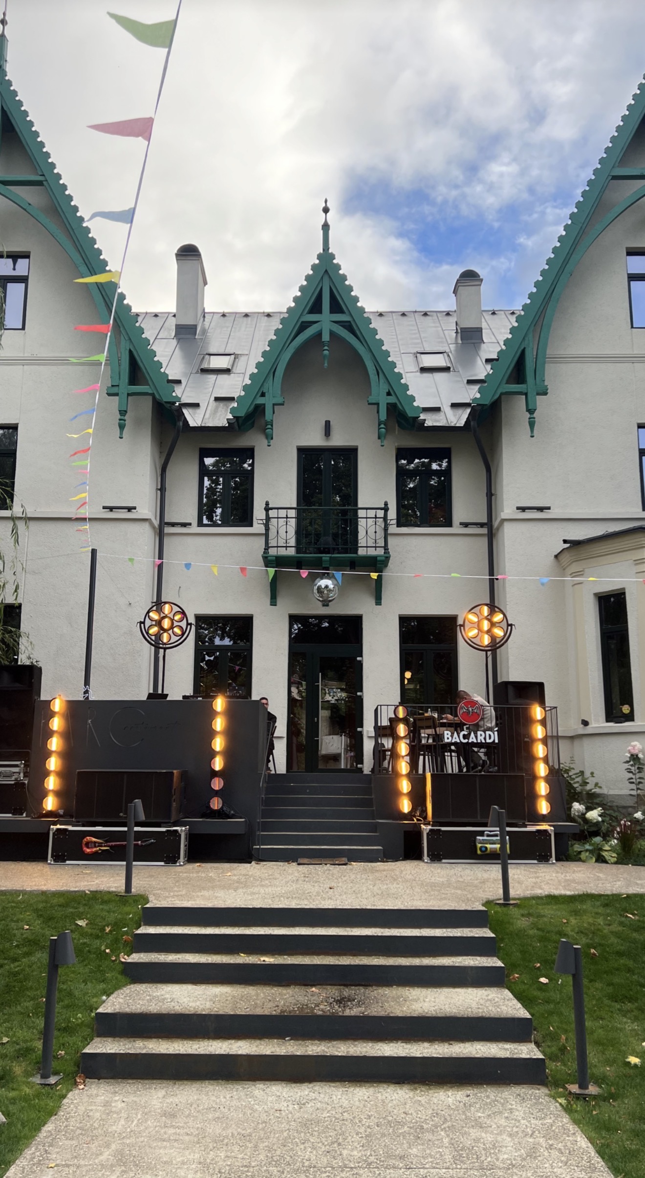 djtudor.ro - solutie completa de muzica si lumini - 2