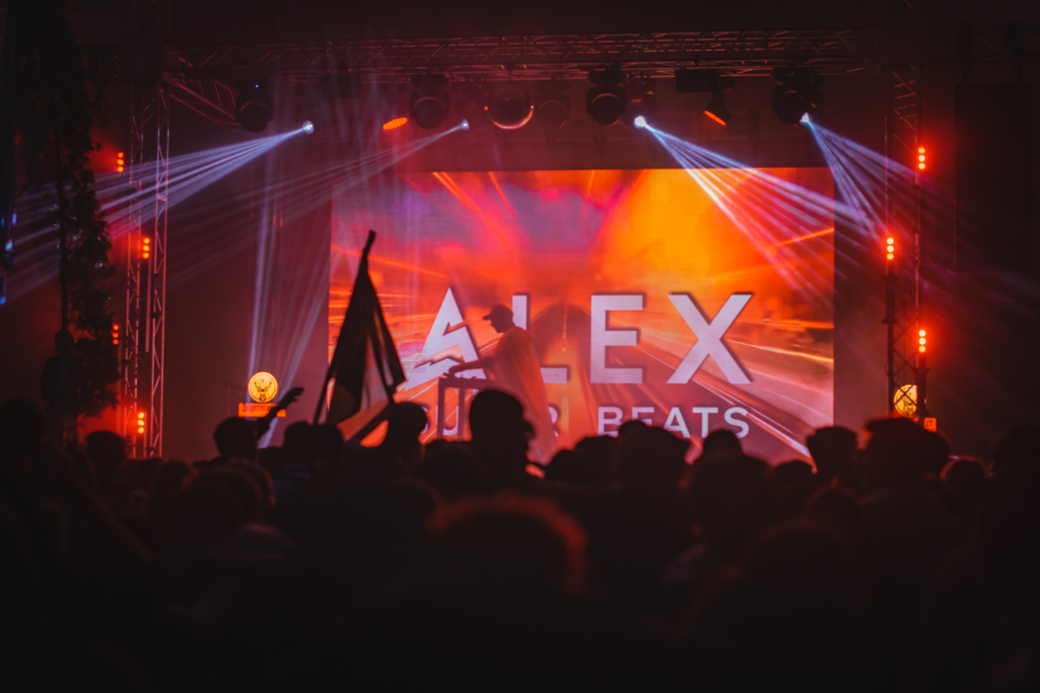 Inchiriere sunet, lumini, scenotehnica, ecran led - 3