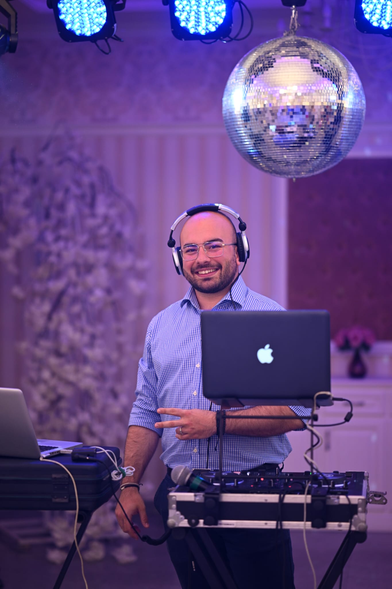 DJ & MC - Sonorizări - Lumini - Efecte speciale - 4