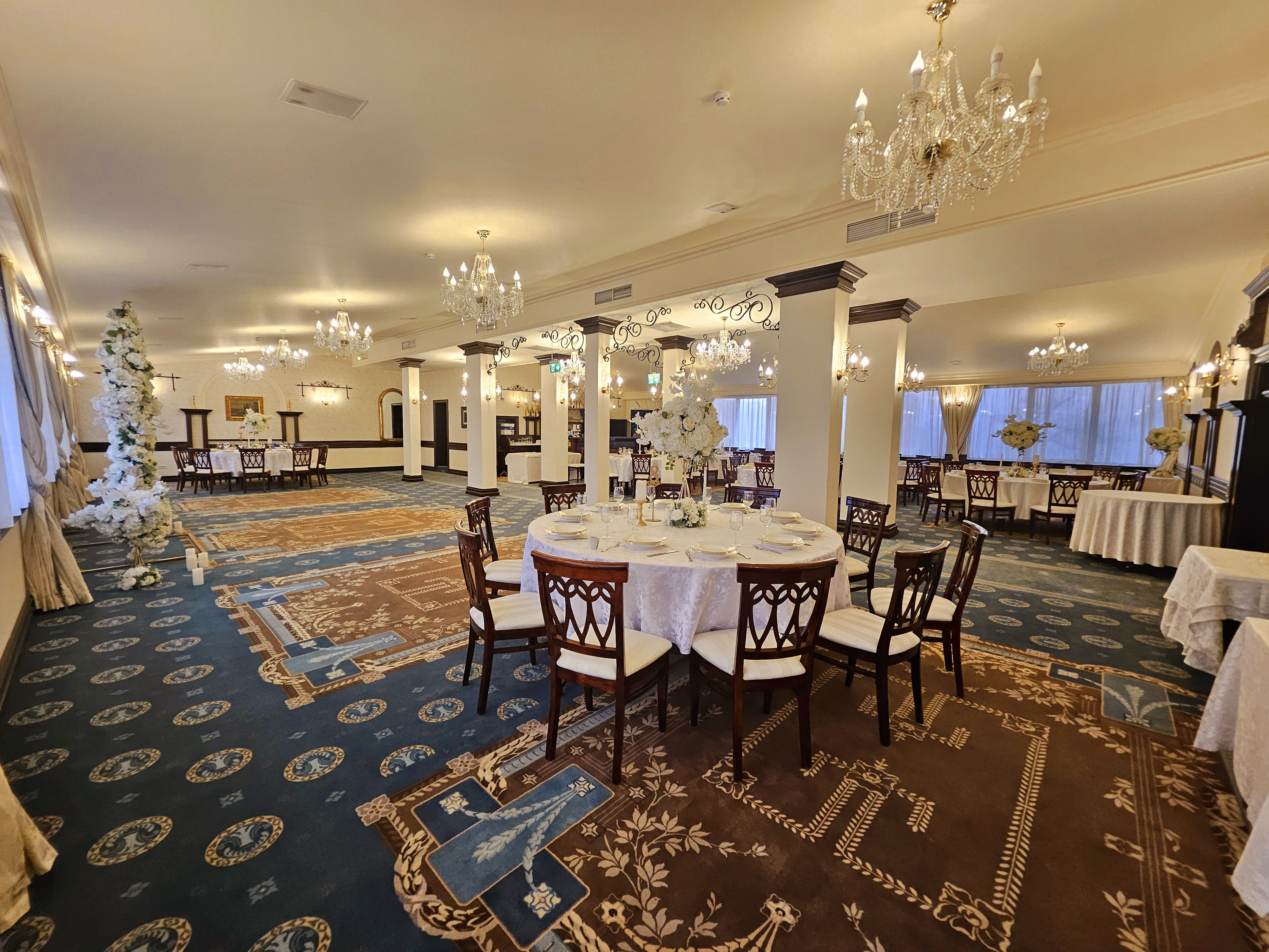 Royal Events By TimHotels