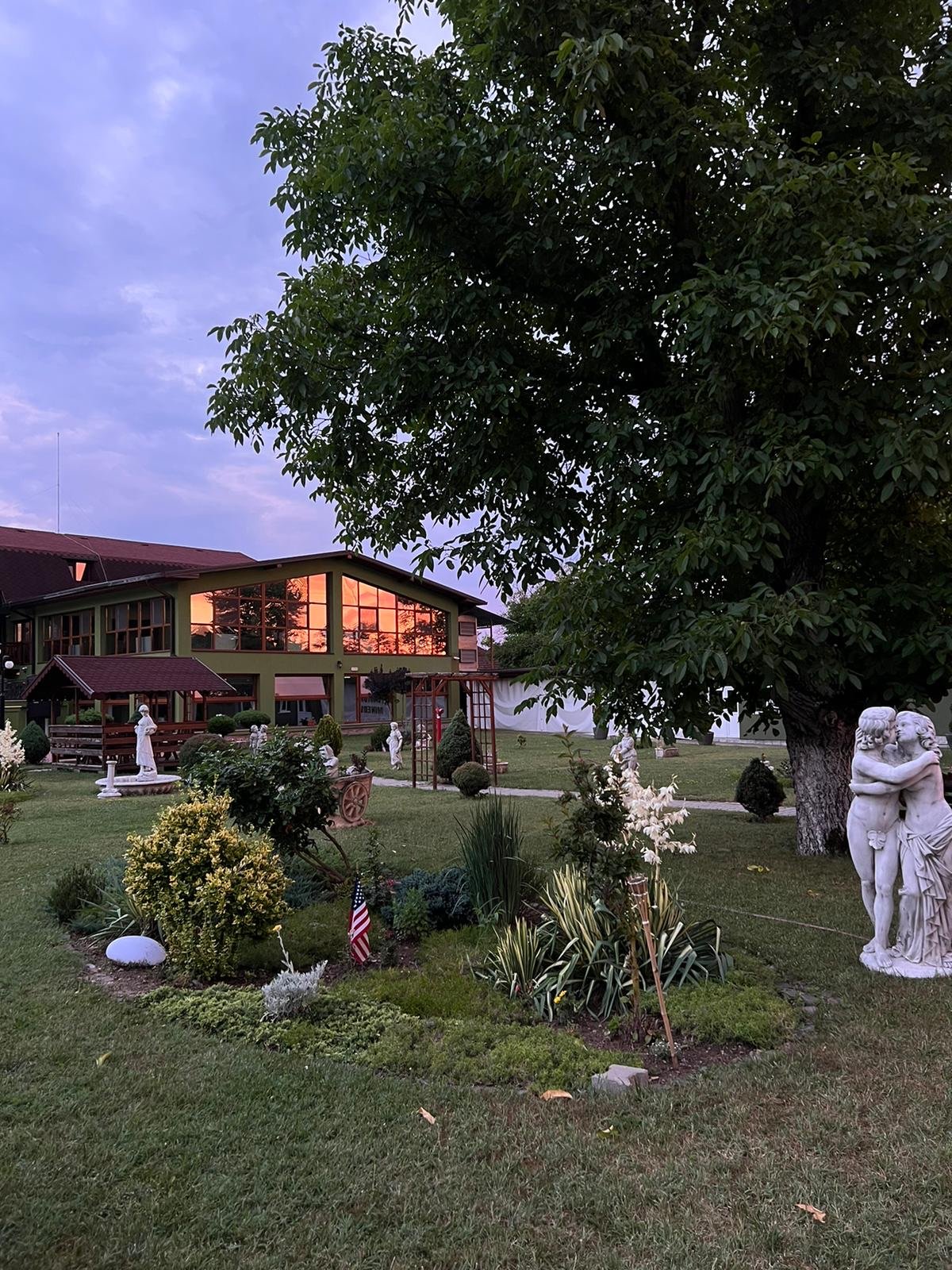 MINERVA - sală de evenimente,pensiune - 2