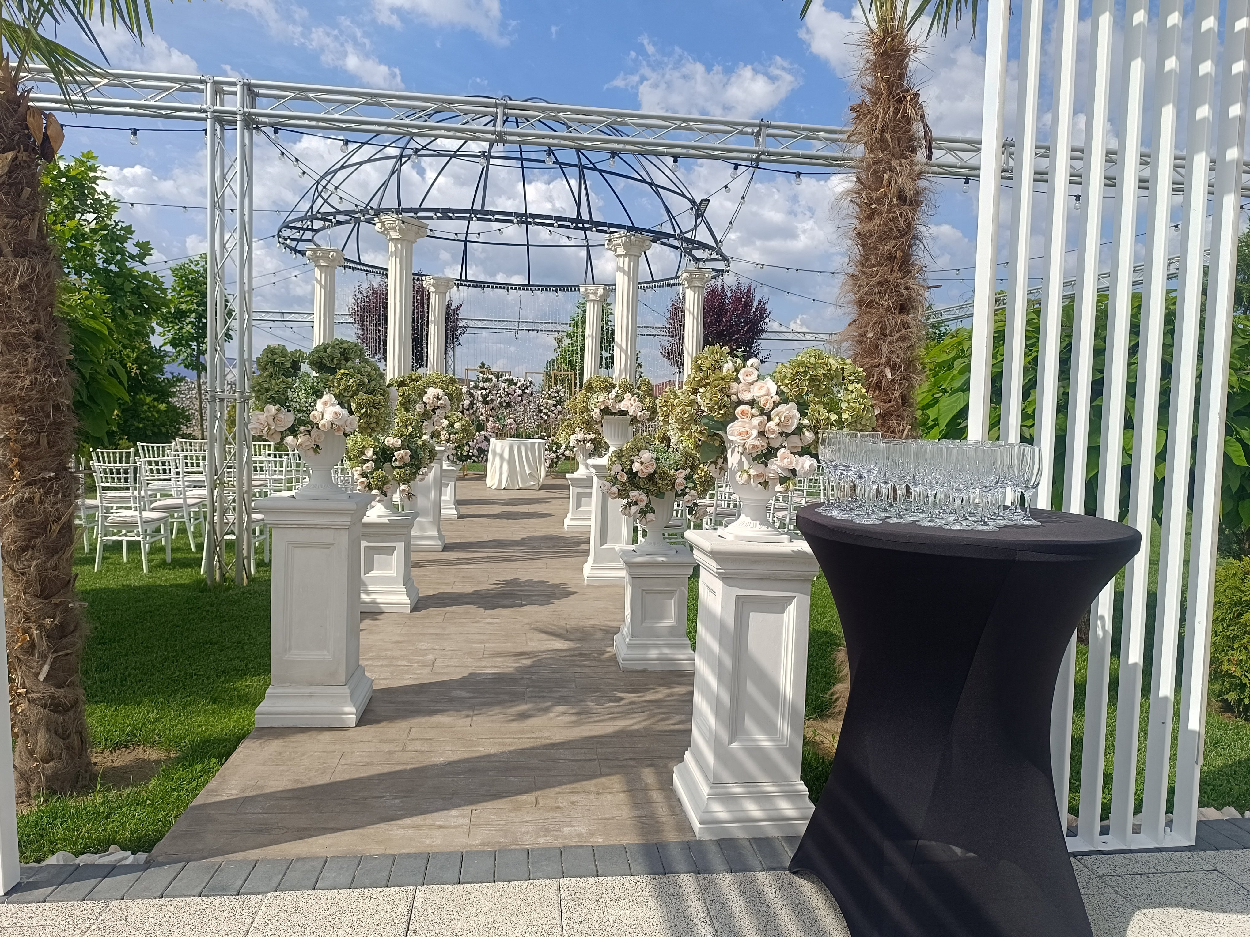 Becheru Ballroom