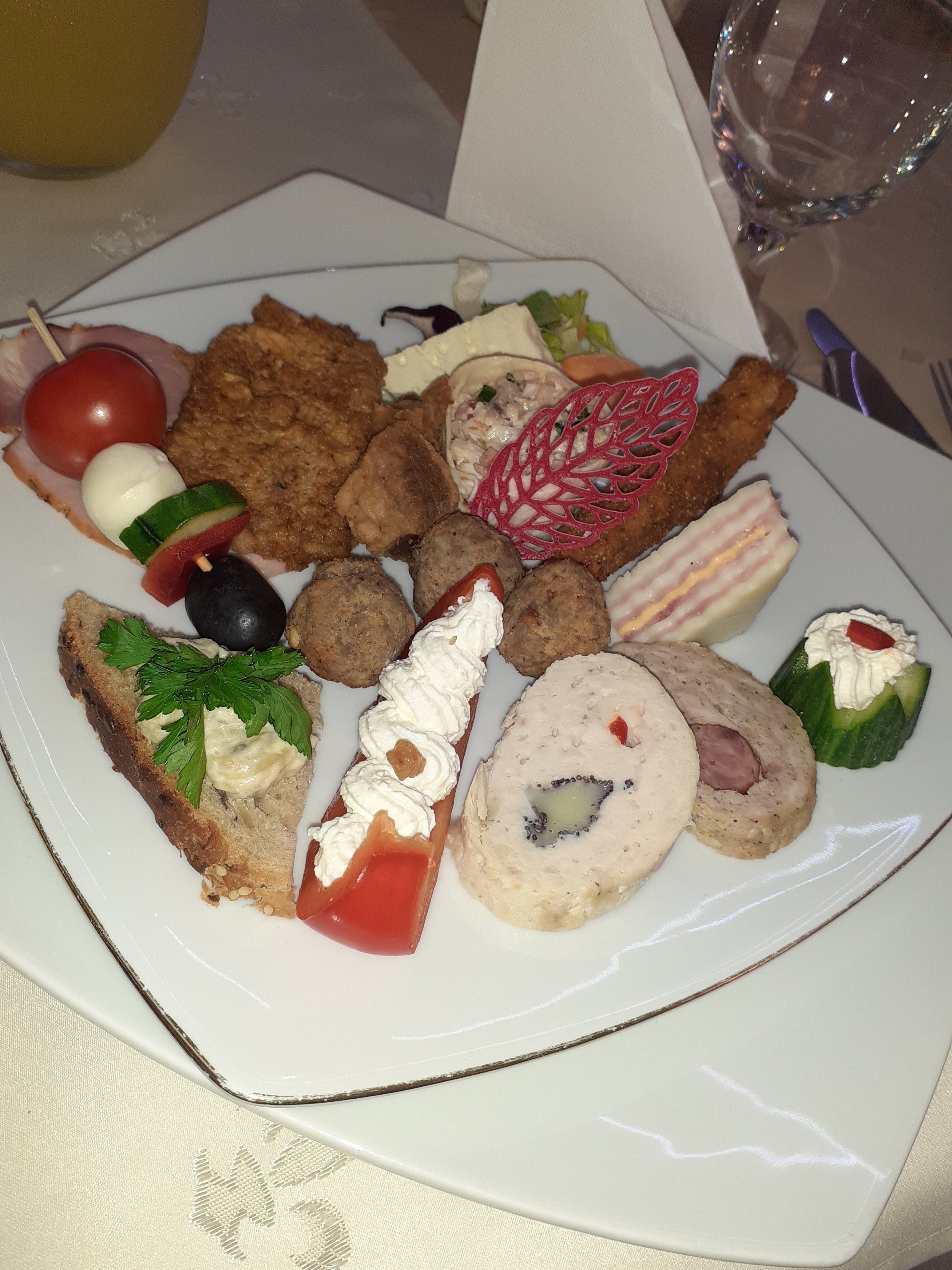 Sală de Evenimente/Nunți Cîmpani de Pomezeu